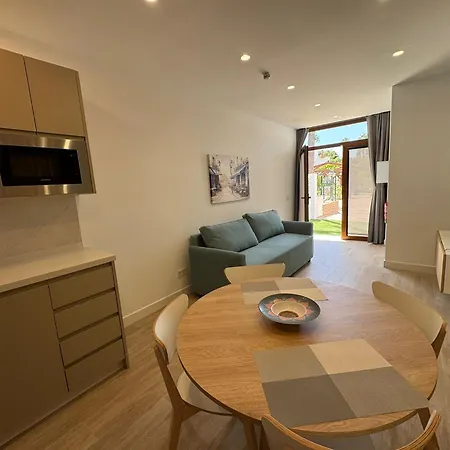 Canovas - Oasis De Capistrano Apartman