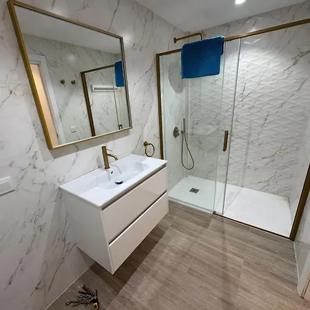 Canovas - Oasis De Capistrano