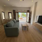 Canovas - Oasis De Capistrano